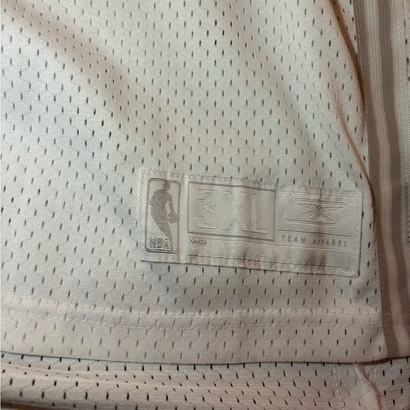 Reebok Cleveland Cavaliers All White LeBron James Jersey #23 3XL - Picture 2 of 5